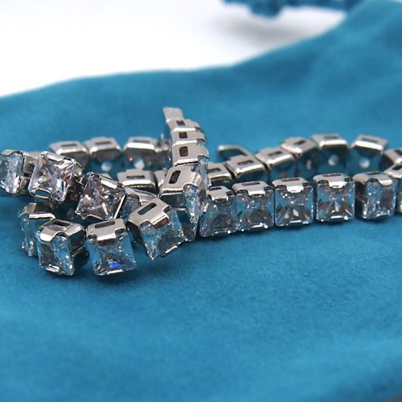 Elegant 7 Inches Princess Cut Diamond Tennis Bracelet Solid Sterling Silver - Picture 6 of 9